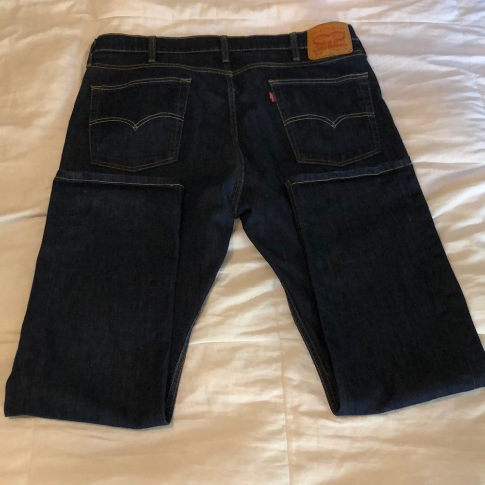 Men’s Levi’s 513-Dark wash